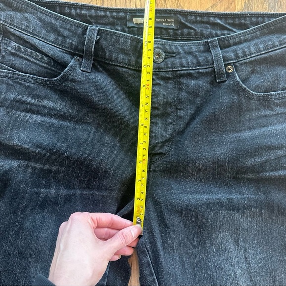 Levi’s Flatter & Flaunt Skinny Leg Black Denim Jeans Size 12 - Picture 5 of 15